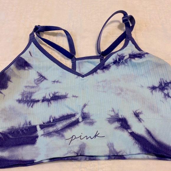 Never been used pink Victoria’s Secret bra - Picture 1 of 2